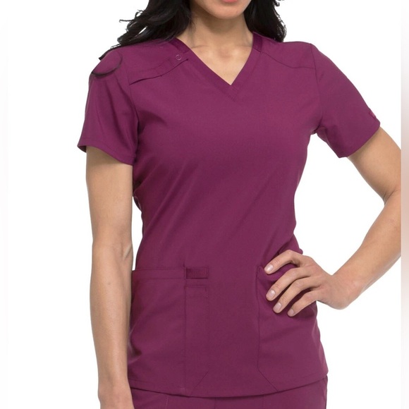 Dickies Women's V-Neck Purple Short Sleeve Scrubs Size Small - Picture 1 of 8